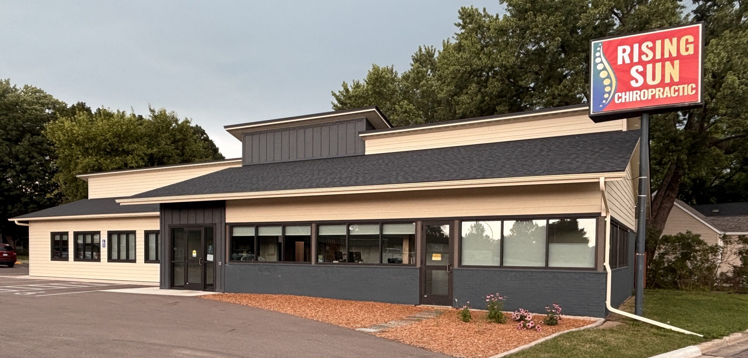 Rising Sun Chiropractic + Weight Loss clinic exterior in St. Peter, MN